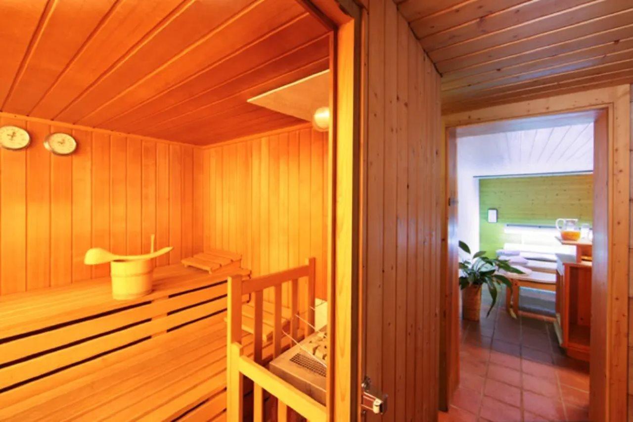 Pension Bergheil Kaprun Exterior foto