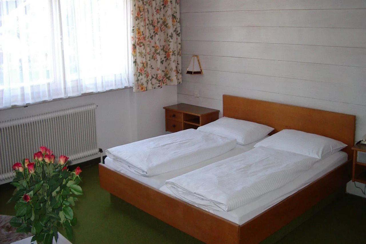 Pension Bergheil Kaprun Exterior foto