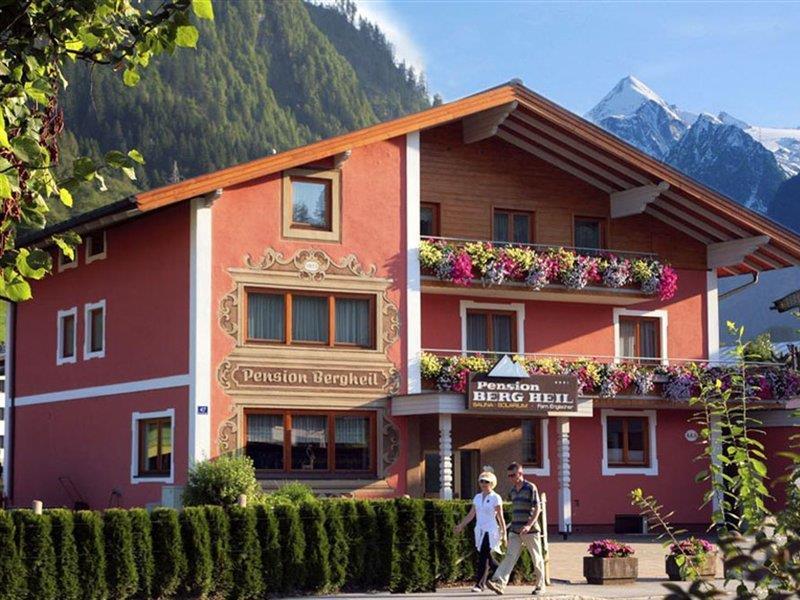 Pension Bergheil Kaprun Exterior foto
